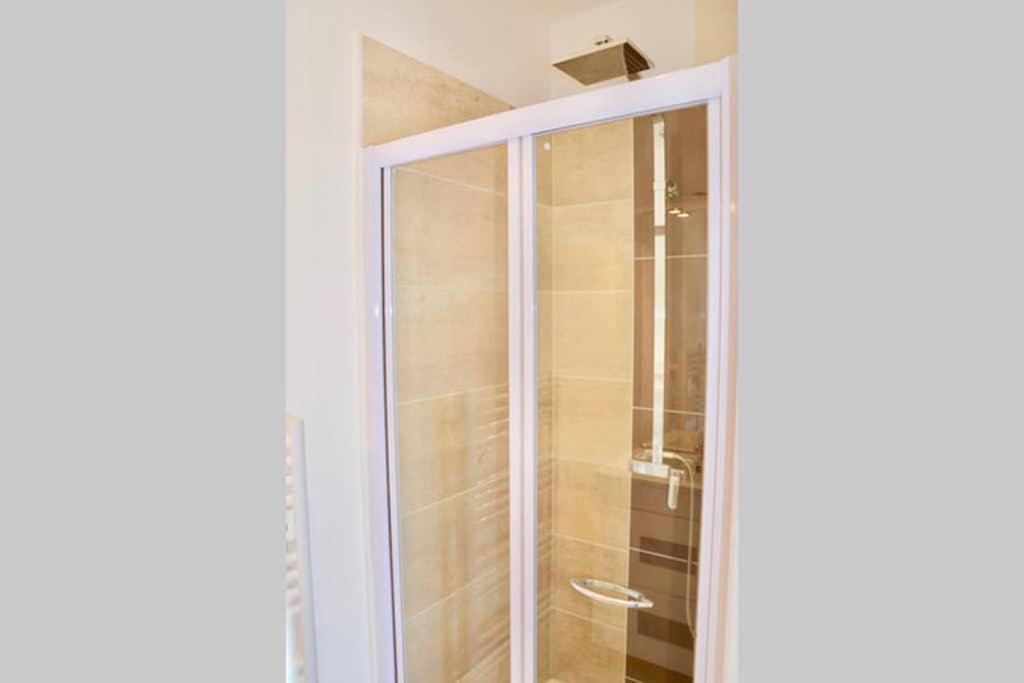 La Petite Maison Appartement 2 Avoine 外观 照片